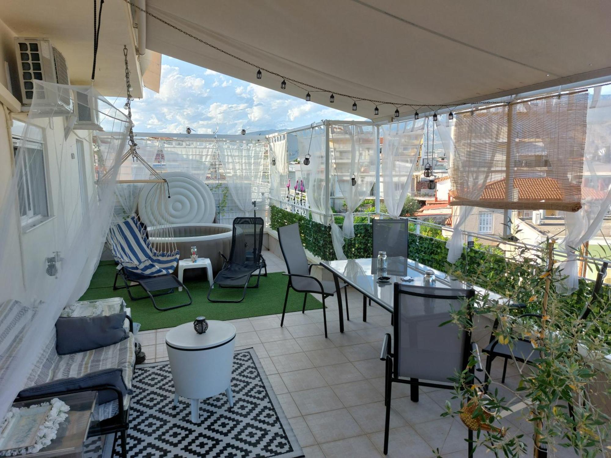 Delphitea Philoxenia Apartment Exterior photo